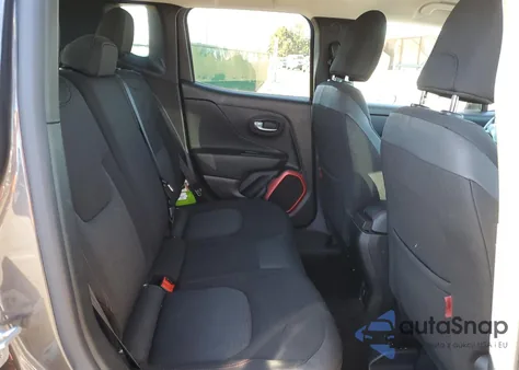 2016 Jeep Renegade Trailhawk z USA, uszkodzony, nr VIN ZACCJBCT7GPD74590